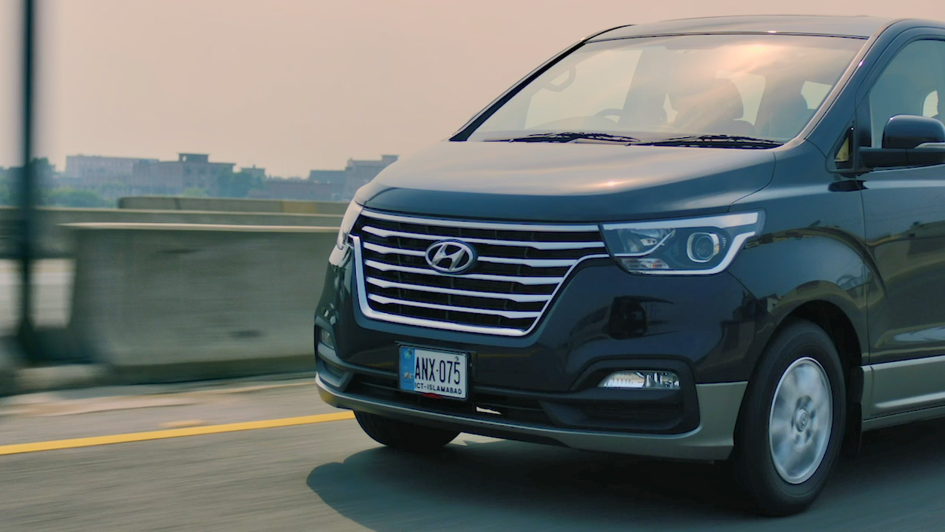 Live The Journey with Hyundai Grand Starex